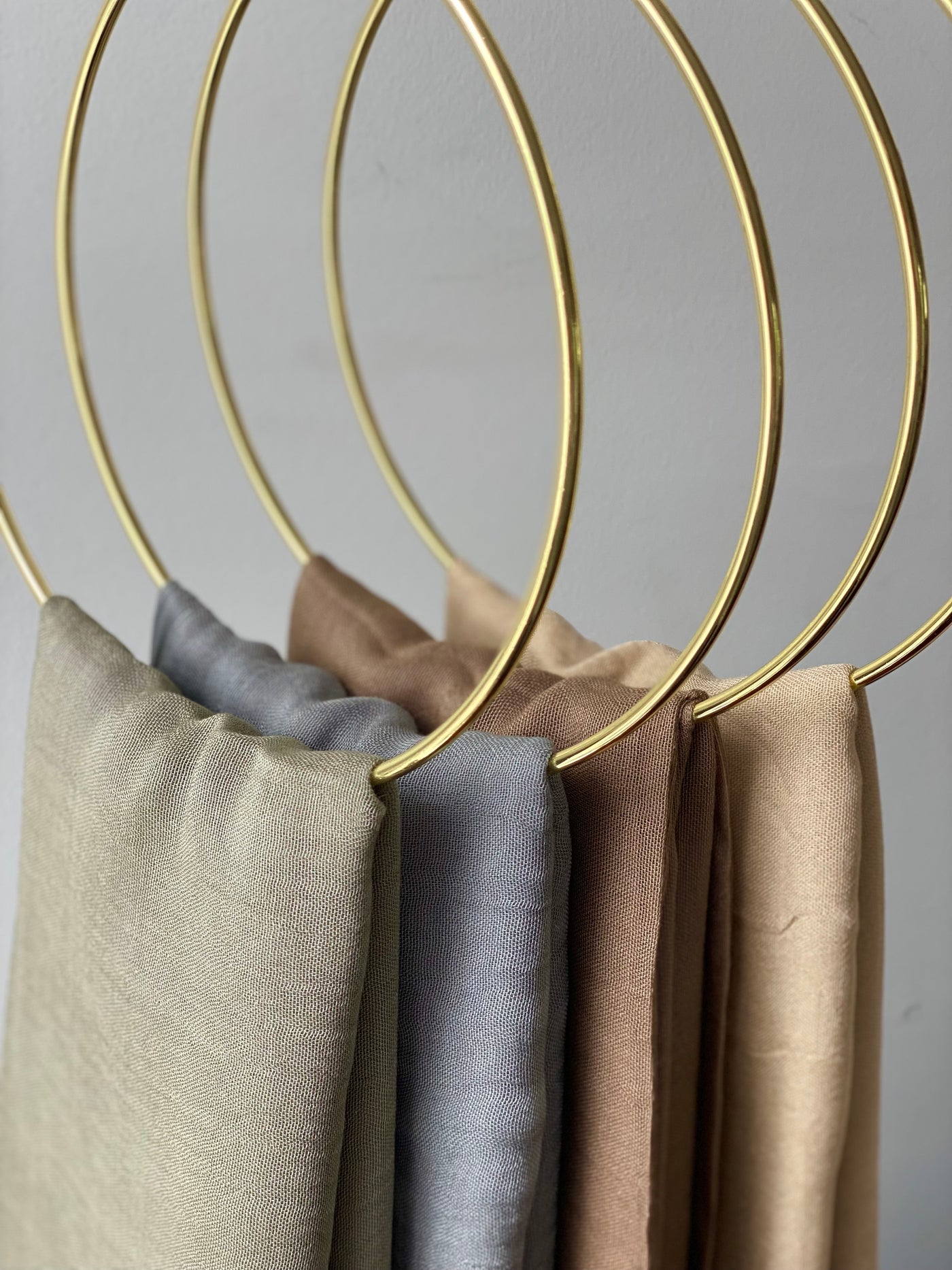 Gold Round Scarf Hanger